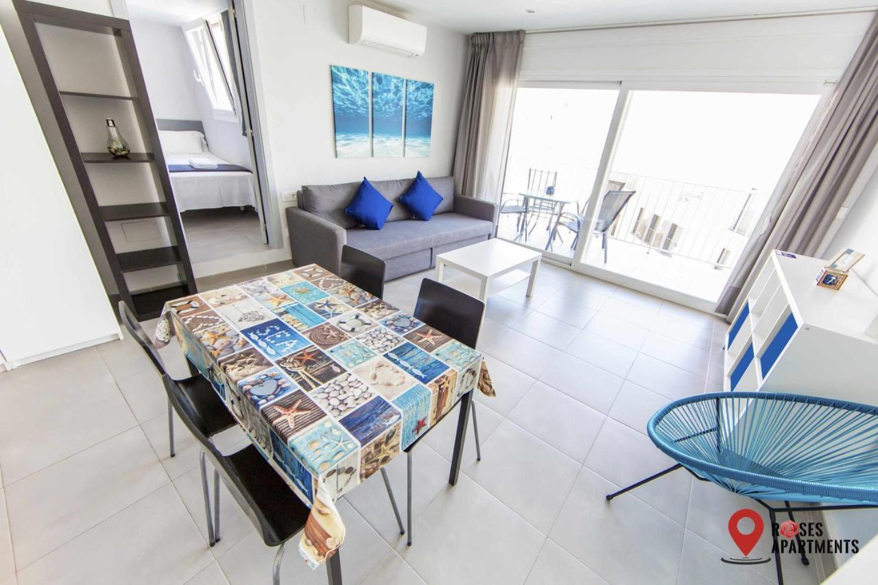 Roses Apartments Ocean 2 Habitaciones Vista Mar Lateral 外观 照片