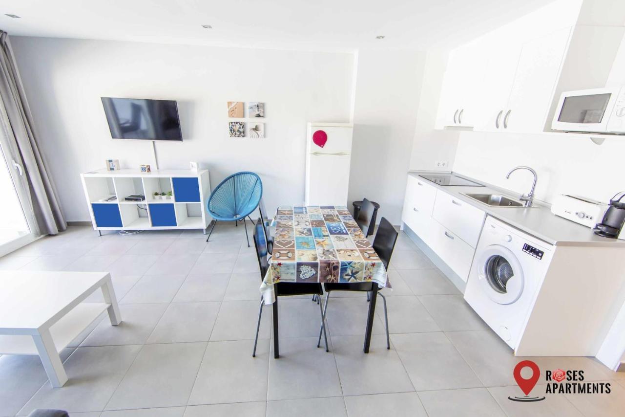 Roses Apartments Ocean 2 Habitaciones Vista Mar Lateral 外观 照片