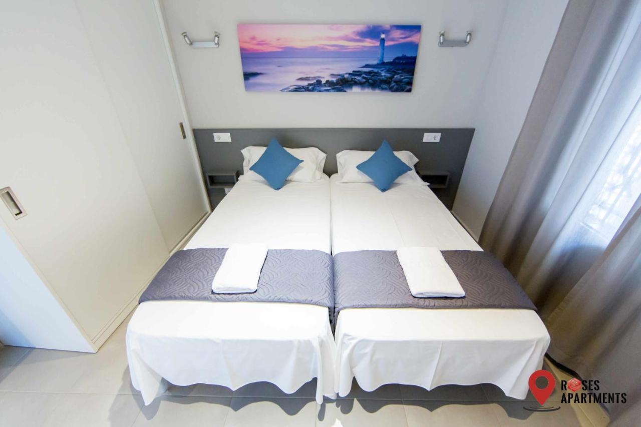 Roses Apartments Ocean 2 Habitaciones Vista Mar Lateral 外观 照片